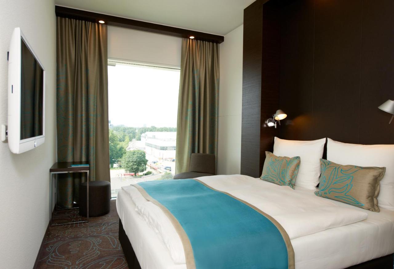 Motel One Амстердам Екстер'єр фото